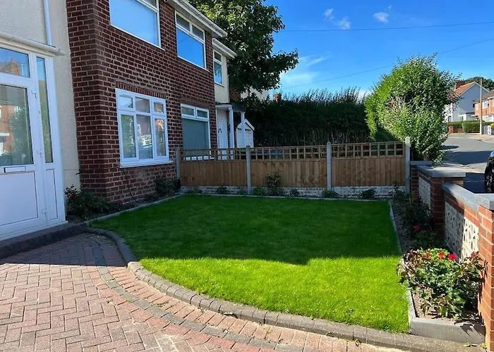 Gated Home Close To Birmingham City Centre